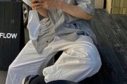 短发卡通头像女简单(简洁短发卡通头像女)